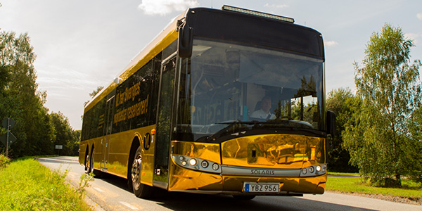 VL-buss folierad i guld